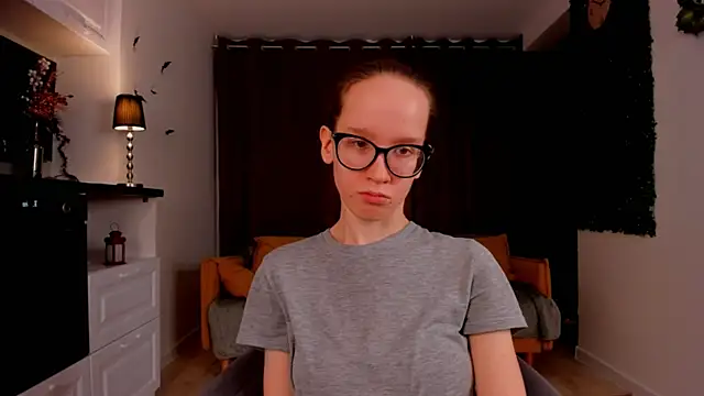 Snapshot of BettyBrowni chatting on 03.08.25 BettyBrowni online show from 03.08.25