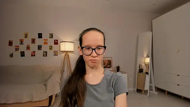 Snapshot of BettyBrowni chatting on 03.09.25 BettyBrowni online show from 03.09.25