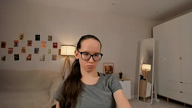 Snapshot of BettyBrowni chatting on 03.09.25 BettyBrowni online show from 03.09.25