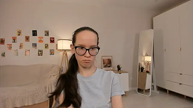 Snapshot of BettyBrowni chatting on 03.12.25 BettyBrowni online show from 03.12.25