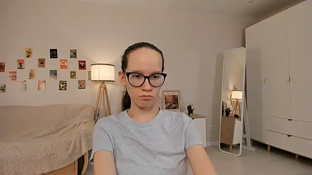 Snapshot of BettyBrowni chatting on 03.12.25 BettyBrowni online show from 03.12.25