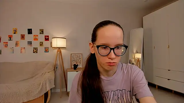 Snapshot of BettyBrowni chatting on 03.13.25 BettyBrowni online show from 03.13.25