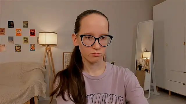 Snapshot of BettyBrowni chatting on 03.13.25 BettyBrowni online show from 03.13.25