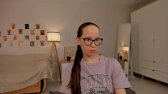 Snapshot of BettyBrowni chatting on 03.14.25 BettyBrowni online show from 03.14.25