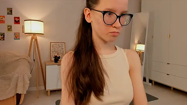 Snapshot of BettyBrowni chatting on 03.16.25 BettyBrowni online show from 03.16.25