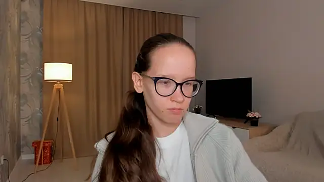 Snapshot of BettyBrowni chatting on 09.12.25 BettyBrowni online show from 09.12.25