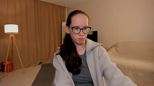 Snapshot of BettyBrowni chatting on 09.24.25 BettyBrowni online show from 09.24.25