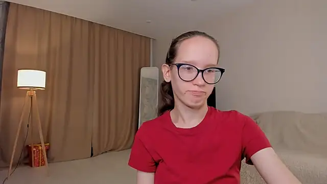 Snapshot of BettyBrowni chatting on 10.03.25 BettyBrowni online show from 10.03.25