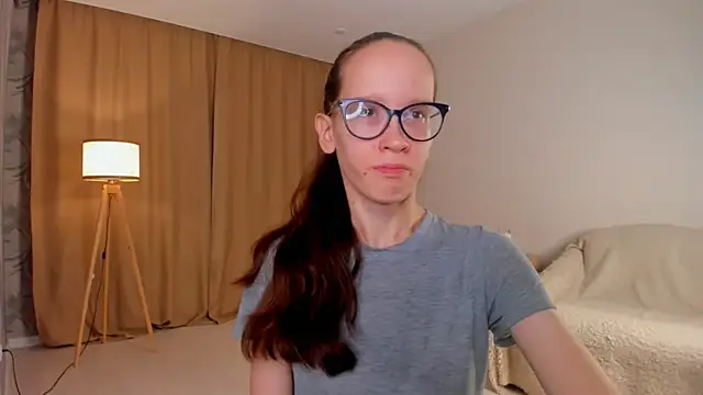 Snapshot of BettyBrowni chatting on 10.14.25 BettyBrowni online show from 10.14.25