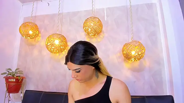 victoria aleia  online show from 12.09.24