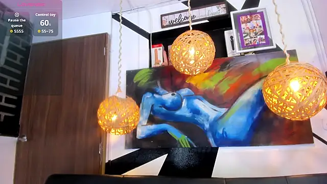 victoria aleia  online show from 10.08.25