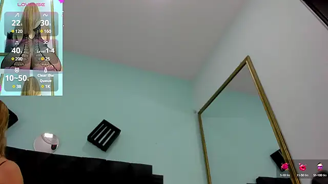 Snapshot of sabrina_med chatting on 03.20.25 sabrina med online show from 03.20.25