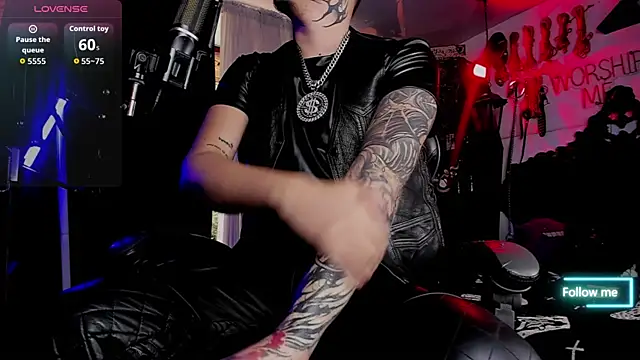 Snapshot of allanhurtss chatting on 11.01.25 allanhurtss online show from 11.01.25