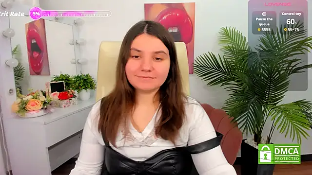 Viola  Shy online show from 10.06.25