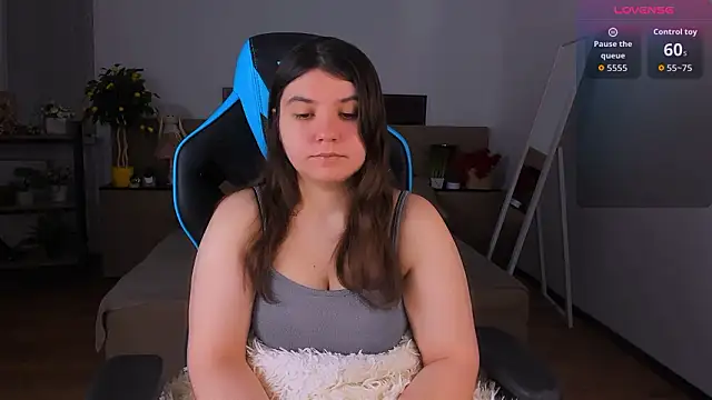 Viola  Shy online show from 01.17.26