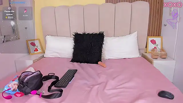 EmmyCruzZ online show from 02.09.25