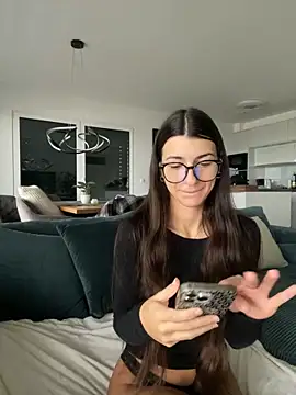 Wildberry  online show from 11.08.25