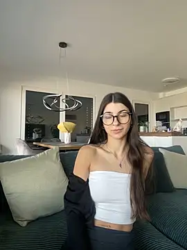 Wildberry  online show from 03.19.26