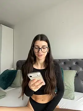 Wildberry  online show from 04.11.26