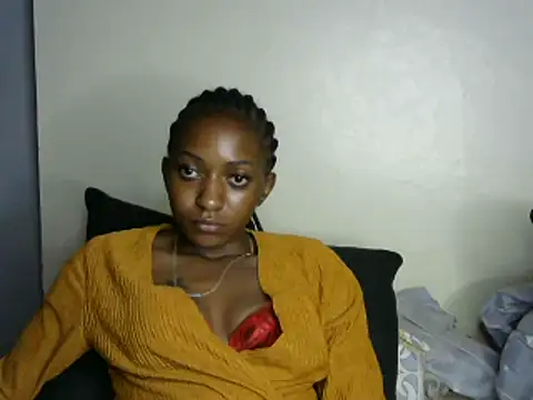 Snapshot of pretty_africanah chatting on 02.02.25 pretty africanah online show from 02.02.25