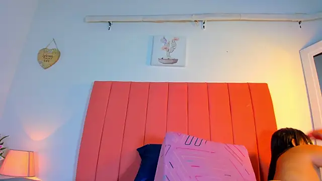 valen rose0 online show from 10.07.25