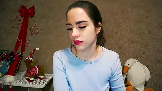  your fantasy girl online show from 12.28.24