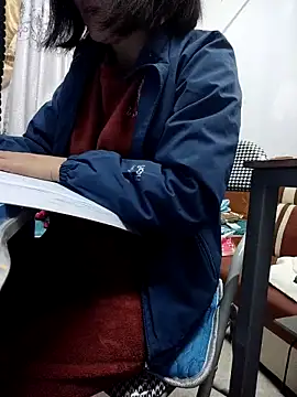 Haralushiaaa online show from 11.19.25