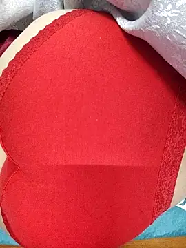 Haralushiaaa online show from 11.26.25