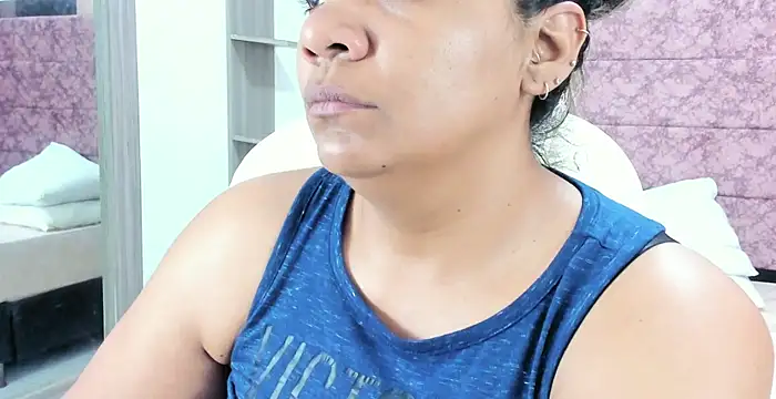  Lakshmi hotx online show from 03.13.25
