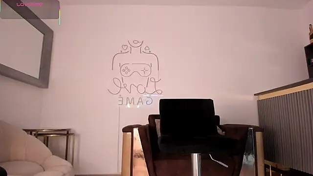 Snapshot of Vero_Lodge chatting on 11.14.25 Vero Lodge online show from 11.14.25