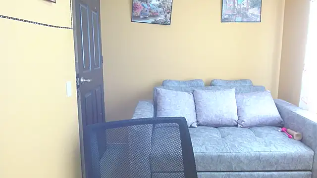 Snapshot of Kerly_Lopez chatting on 01.20.25 Kerly Lopez online show from 01.20.25