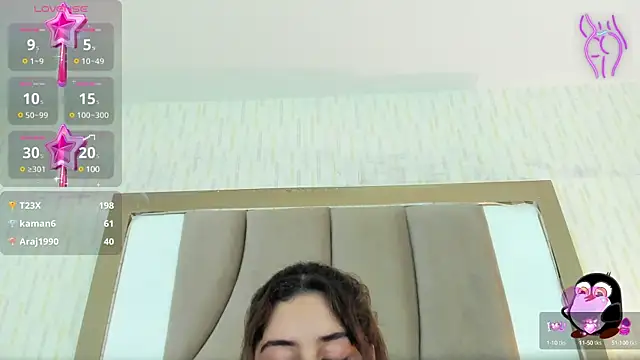 Snapshot of ThyaraJhons chatting on 02.11.25 ThyaraJhons online show from 02.11.25