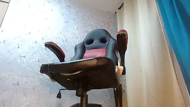 Snapshot of Samantabrown_ chatting on 11.06.25 Samantabrown online show from 11.06.25