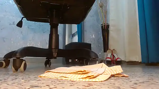 Snapshot of Samantabrown_ chatting on 11.11.25 Samantabrown online show from 11.11.25