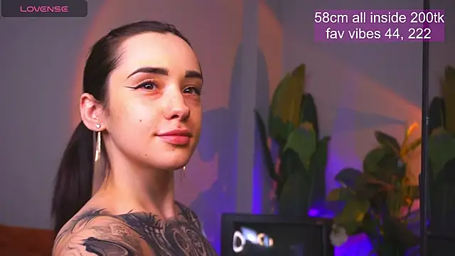 EvaCanton online show from 04.22.26