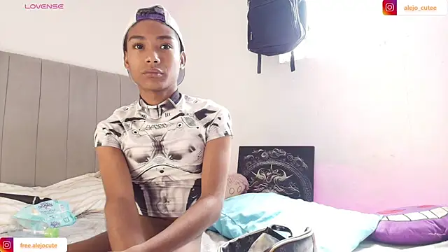 alejo cute online show from 02.15.25