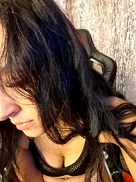 Snapshot of loryyy_sexyyy chatting on 11.19.25 loryyy sexyyy online show from 11.19.25