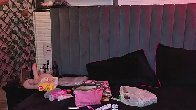 Amy hoy69 online show from 09.25.25