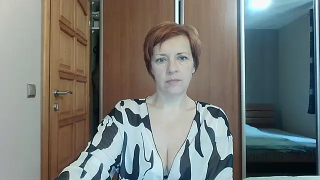 Snapshot of LoraLoraMay chatting on 04.23.26 LoraLoraMay online show from 04.23.26