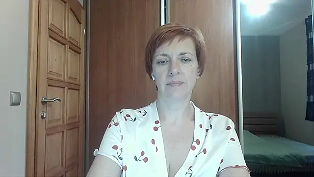Snapshot of LoraLoraMay chatting on 06.13.26 LoraLoraMay online show from 06.13.26