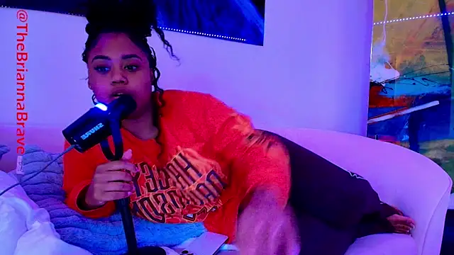 Snapshot of BriannaBrave chatting on 06.24.26 BriannaBrave online show from 06.24.26