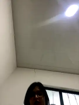 ZTahya online show from 10.21.25