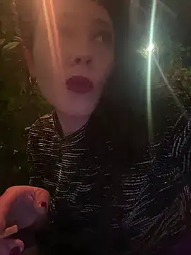 Snapshot of OniricFemme chatting on 02.28.26 OniricFemme online show from 02.28.26