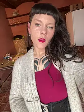 Snapshot of OniricFemme chatting on 03.21.26 OniricFemme online show from 03.21.26