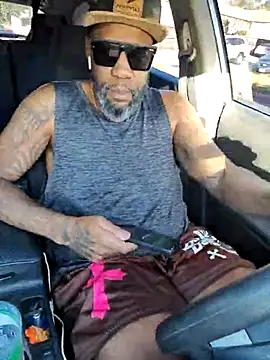 Snapshot of 3prettyboy3 chatting on 11.01.25 3prettyboy3 online show from 11.01.25