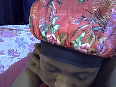 Adaline-Paris online show from 11.21.25