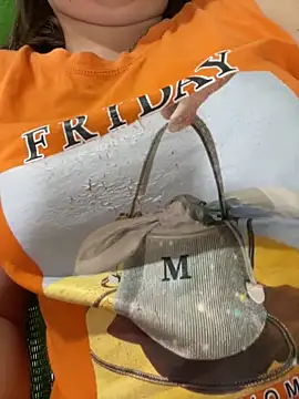 Snapshot of Milk_Mom99 chatting on 10.12.25 Milk Mom99 online show from 10.12.25