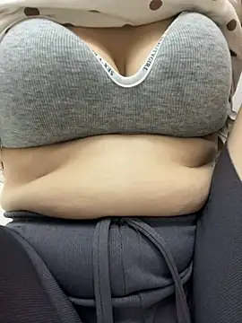 Milk Mom99 online show from 05.17.26
