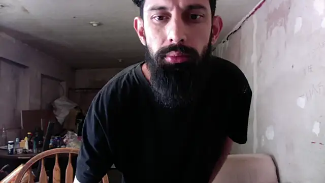 Snapshot of LoretoMx chatting on 11.11.25 LoretoMx online show from 11.11.25