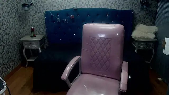 Snapshot of CurvyJulieth chatting on 06.07.26 CurvyJulieth online show from 06.07.26